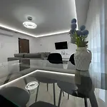 Apartment New Bazaar 2022 *