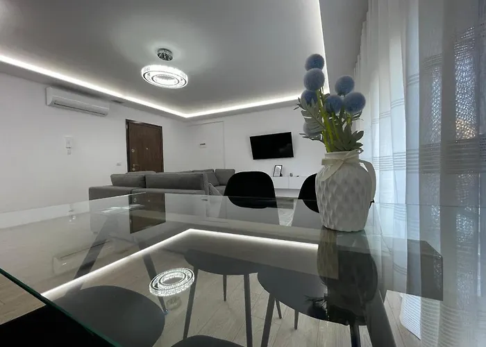 Appartement New Bazaar 2022 *